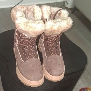 Roxy Cozy Women's Tan Fuax Fur-Lined Winter Boots